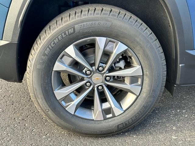 2025 Chevrolet Equinox Vehicle Photo in COLUMBIA, MO 65203-3903