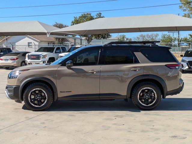 2024 Nissan Pathfinder Vehicle Photo in SELMA, TX 78154-1460