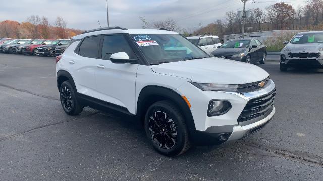 Used 2022 Chevrolet Trailblazer LT with VIN KL79MRSL8NB049592 for sale in Moon Township, PA