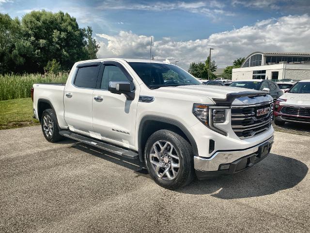 Used 2022 GMC Sierra 1500 SLT with VIN 3GTUUDED1NG645610 for sale in Williamsville, NY