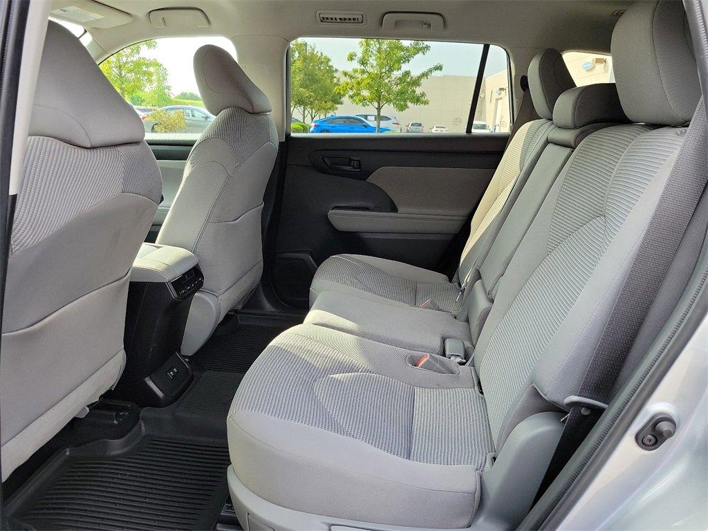 2020 Toyota Highlander Vehicle Photo in Muncy, PA 17756