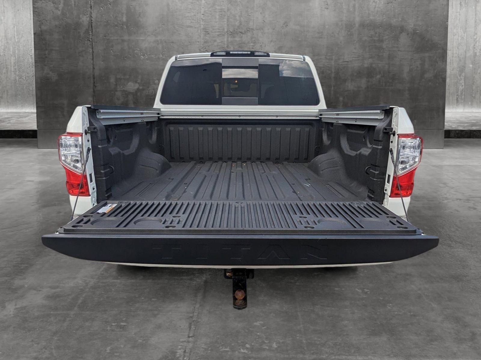 2023 Nissan Titan Vehicle Photo in Miami, FL 33135