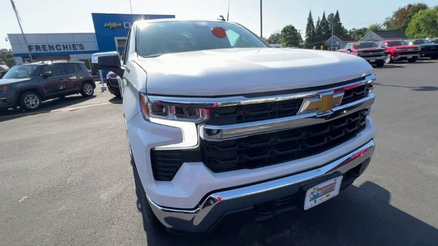 2024 Chevrolet Silverado 1500 Vehicle Photo in MASSENA, NY 13662-2255