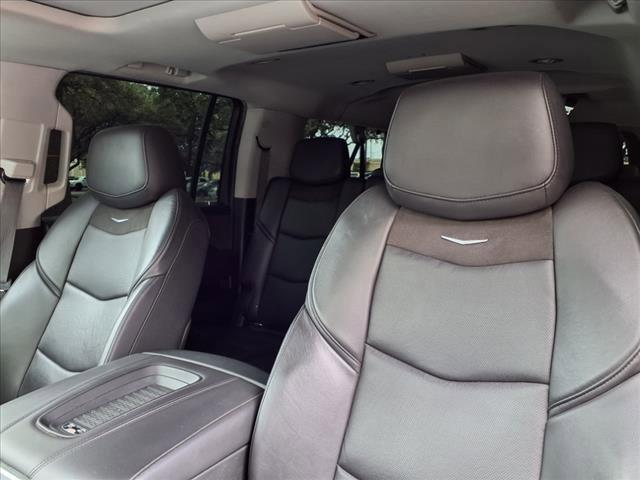 2020 Cadillac Escalade ESV Vehicle Photo in SAN ANTONIO, TX 78230-1001