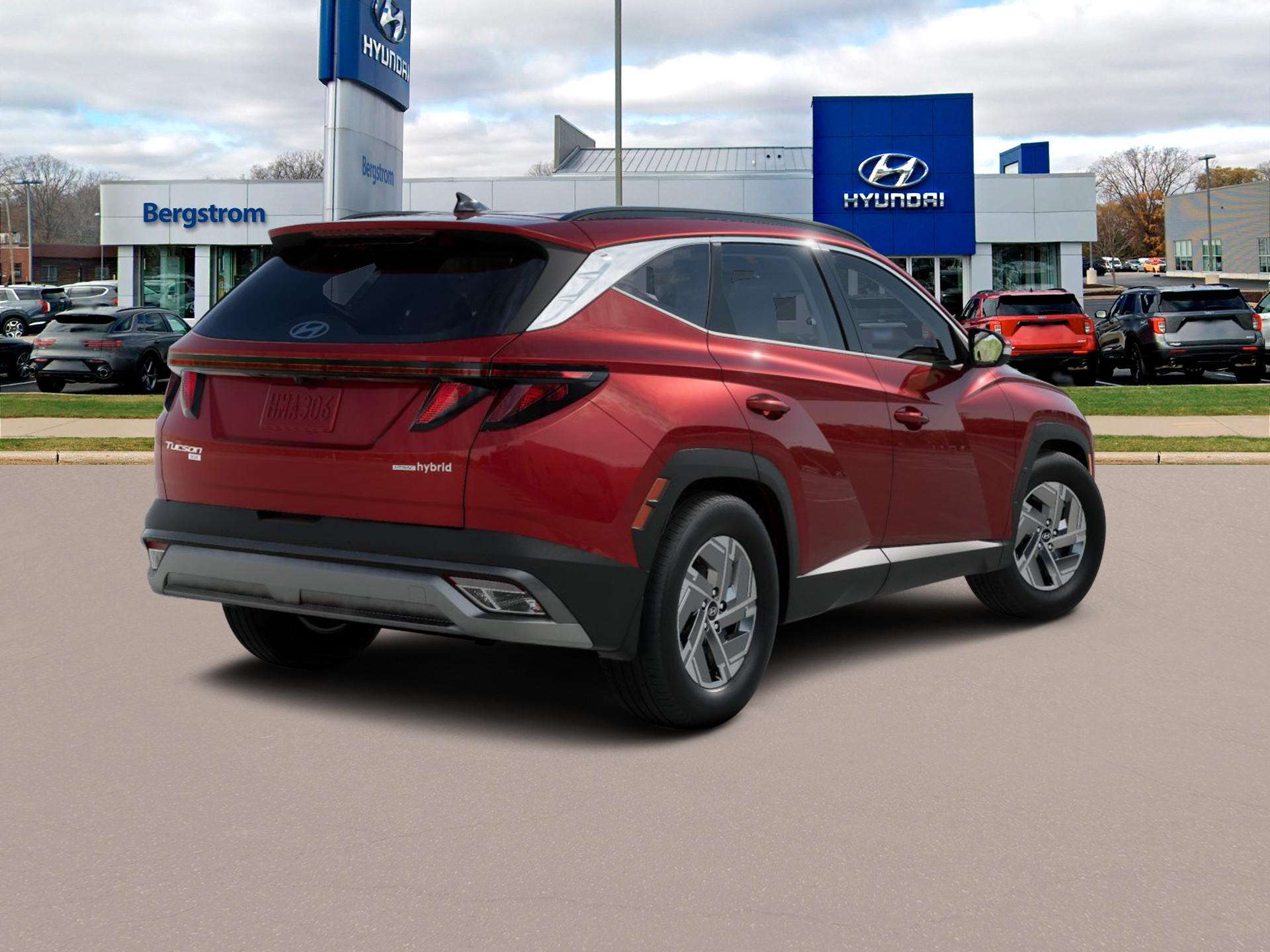 2025 Hyundai TUCSON Hybrid Vehicle Photo in Green Bay, WI 54304