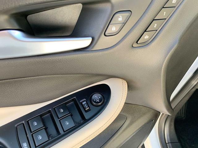 2019 Buick Envision Vehicle Photo in ZELIENOPLE, PA 16063-2910