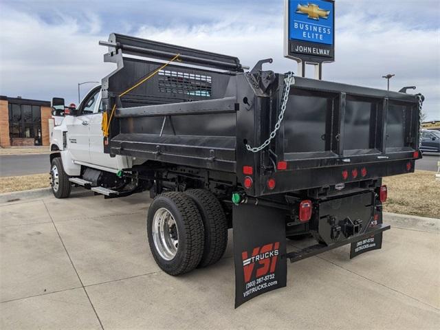 2022 Chevrolet Silverado Chassis Cab Vehicle Photo in ENGLEWOOD, CO 80113-6708