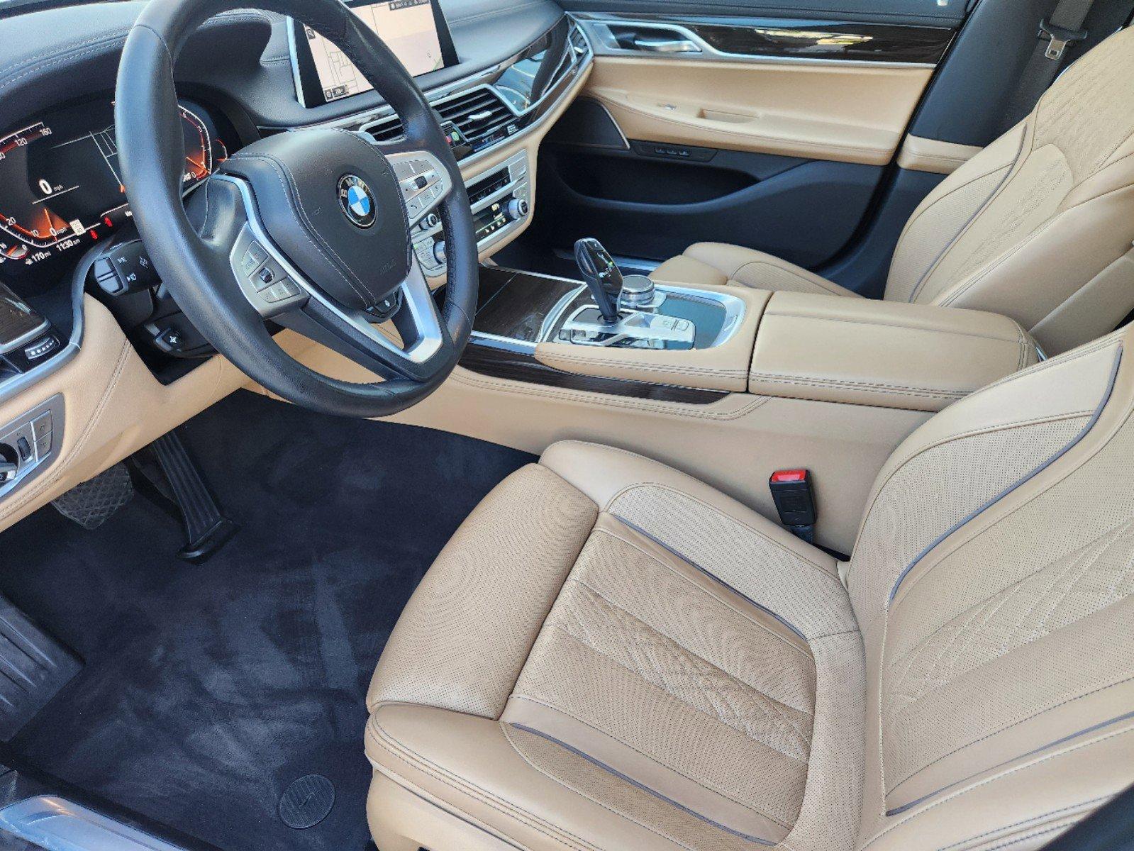 2022 BMW 740i Vehicle Photo in GRAPEVINE, TX 76051-8302