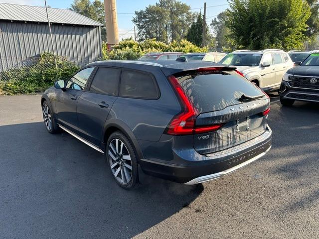 2023 Volvo V90 Cross Country Vehicle Photo in Puyallup, WA 98371