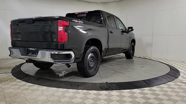 2024 Chevrolet Silverado 1500 Vehicle Photo in JOLIET, IL 60435-8135