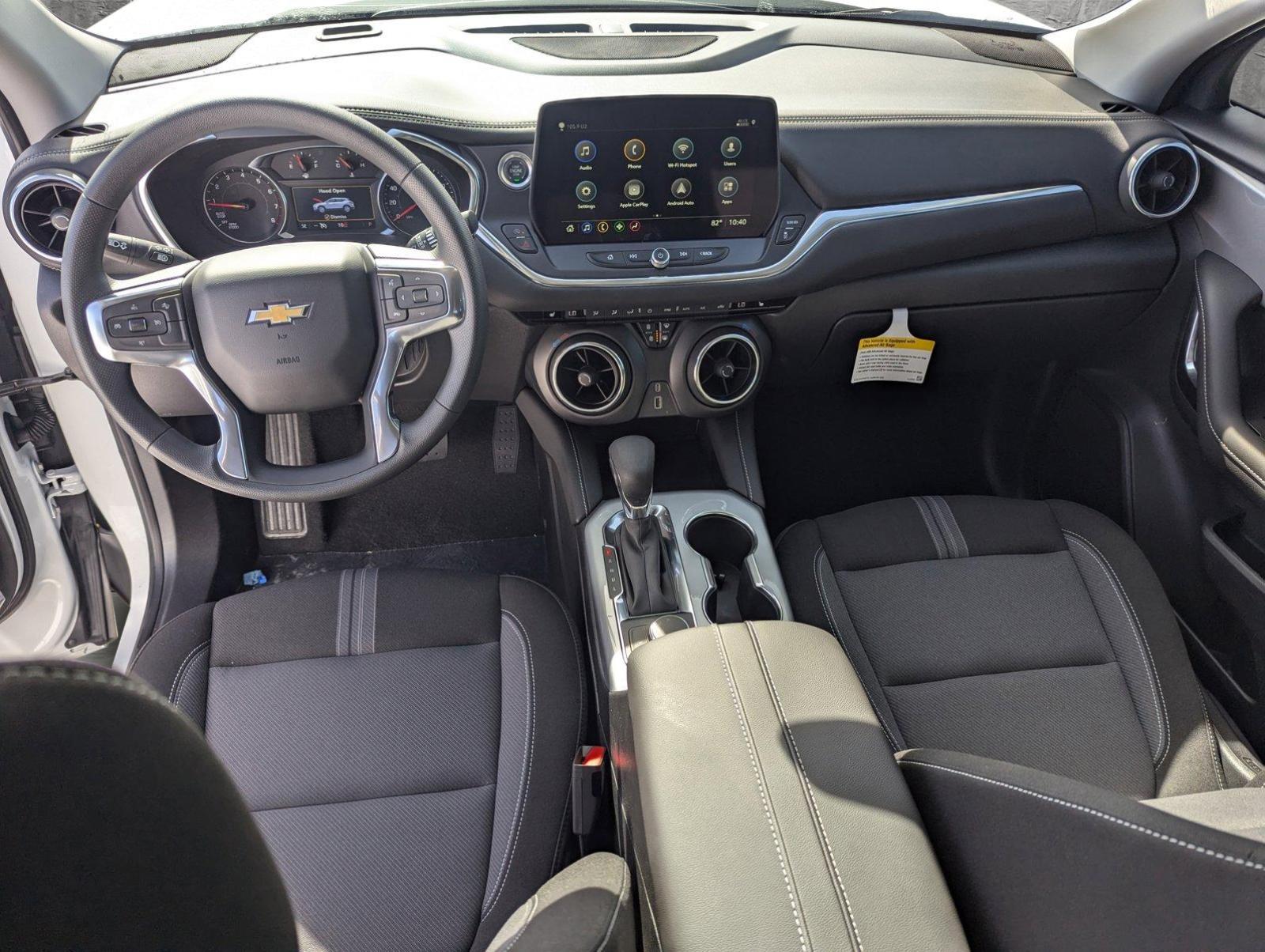 2025 Chevrolet Blazer Vehicle Photo in PEMBROKE PINES, FL 33024-6534