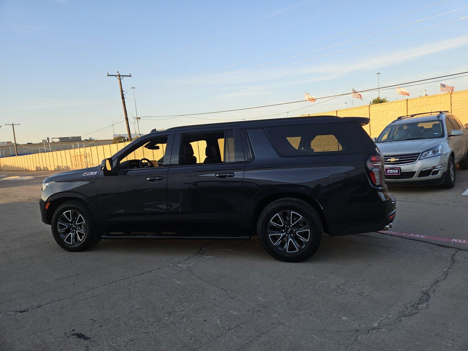 2023 Chevrolet Suburban Vehicle Photo in NORTH RICHLAND HILLS, TX 76180-7199