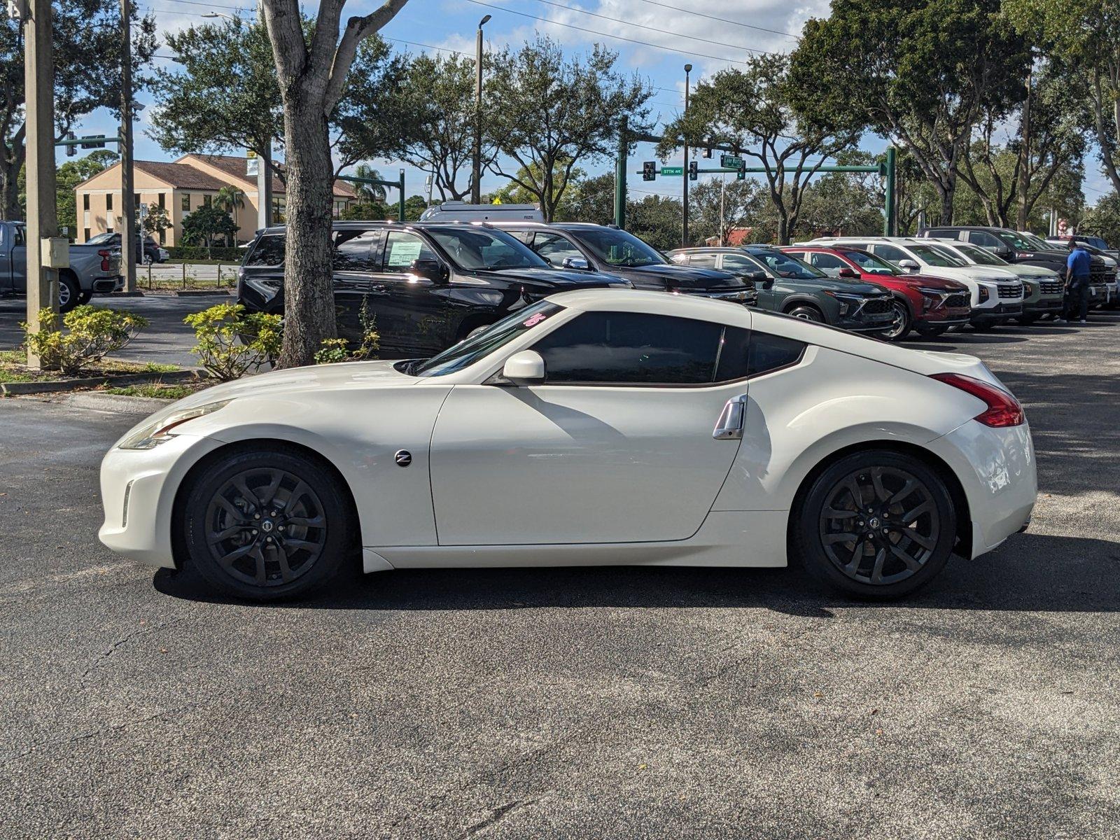 2016 Nissan 370Z Vehicle Photo in GREENACRES, FL 33463-3207