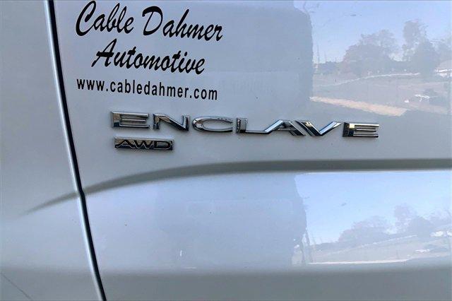 2022 Buick Enclave Vehicle Photo in TOPEKA, KS 66609-0000