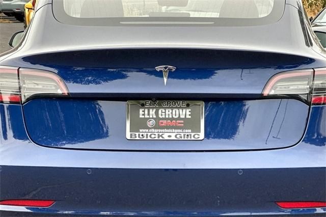 2018 Tesla Model 3 Vehicle Photo in ELK GROVE, CA 95757-8703