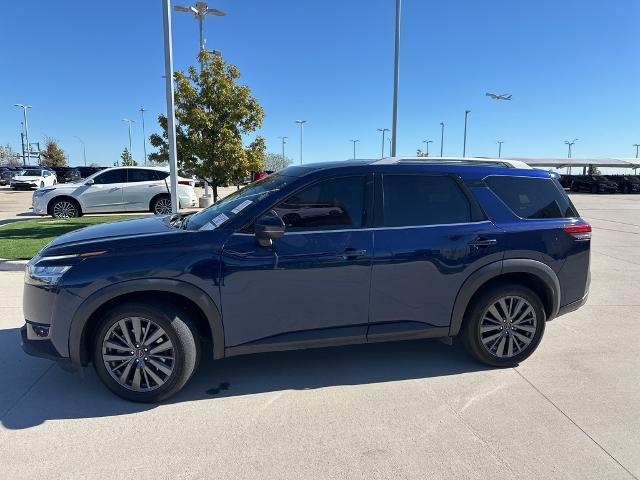 2023 Nissan Pathfinder Vehicle Photo in Grapevine, TX 76051