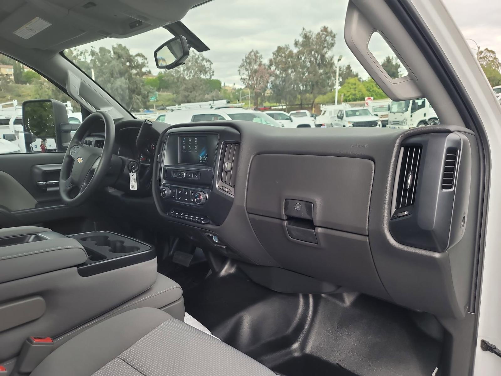 2023 Chevrolet Silverado Chassis Cab Vehicle Photo in LA MESA, CA 91942-8211