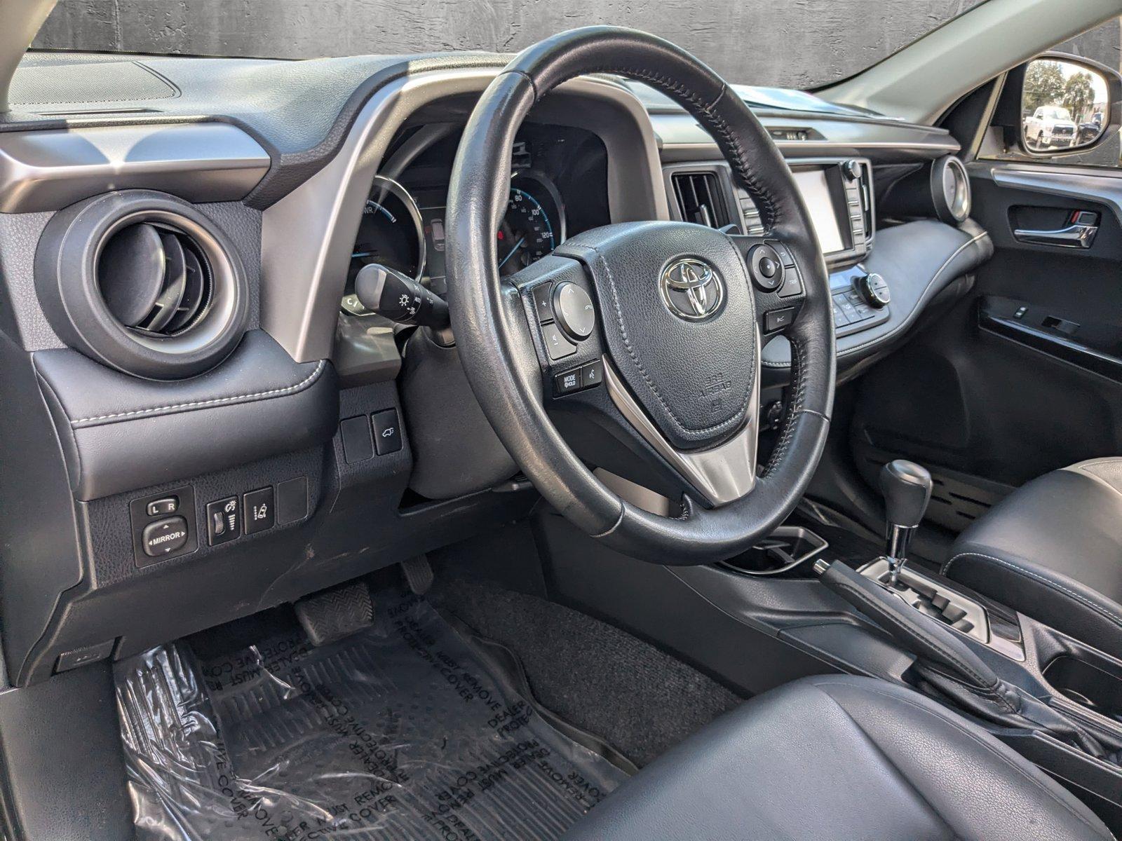 2018 Toyota RAV4 Vehicle Photo in Winter Park, FL 32792