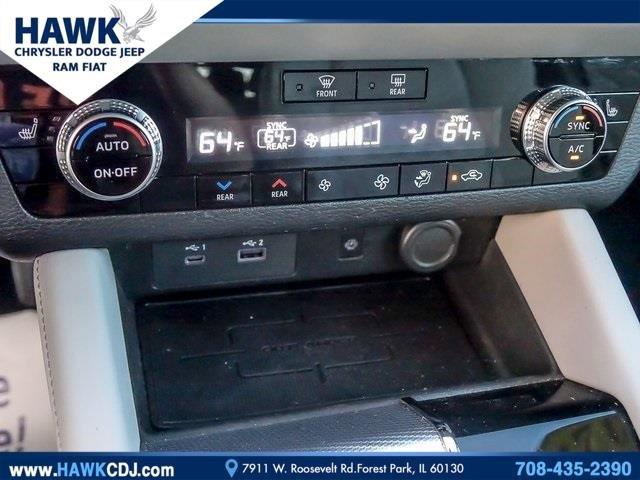 2023 Mitsubishi Outlander Vehicle Photo in Plainfield, IL 60586