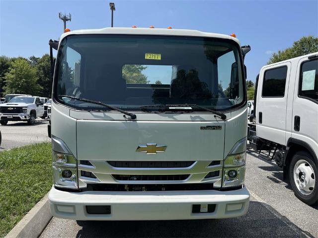 2025 Chevrolet Low Cab Forward 4500 Vehicle Photo in ALCOA, TN 37701-3235