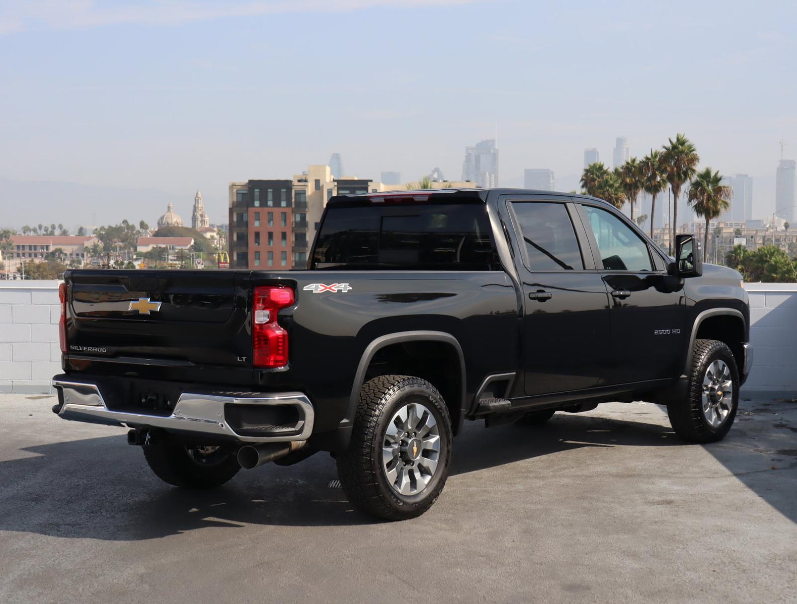 2025 Chevrolet Silverado 2500 HD Vehicle Photo in LOS ANGELES, CA 90007-3794