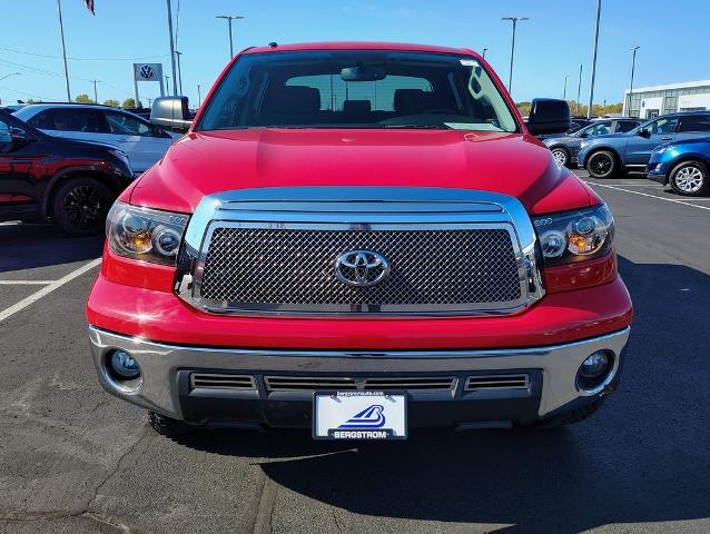 2011 Toyota Tundra 4WD Truck Vehicle Photo in GREEN BAY, WI 54304-5303