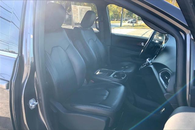 2020 Chrysler Pacifica Vehicle Photo in Kansas City, MO 64114