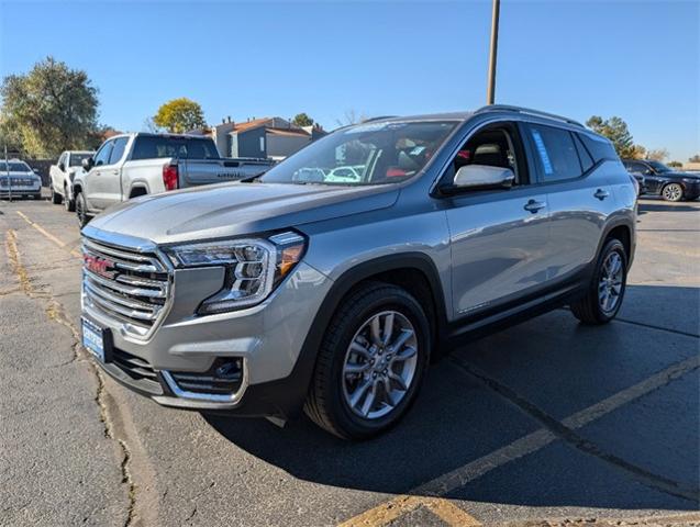 2024 GMC Terrain Vehicle Photo in AURORA, CO 80012-4011