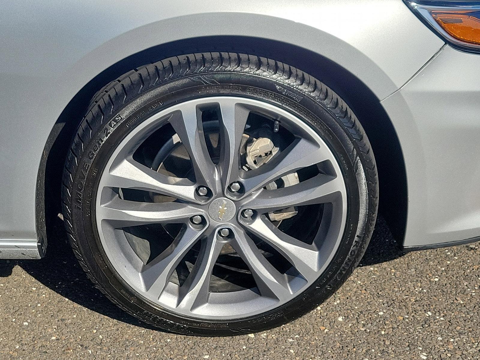 2022 Chevrolet Malibu Vehicle Photo in Trevose, PA 19053