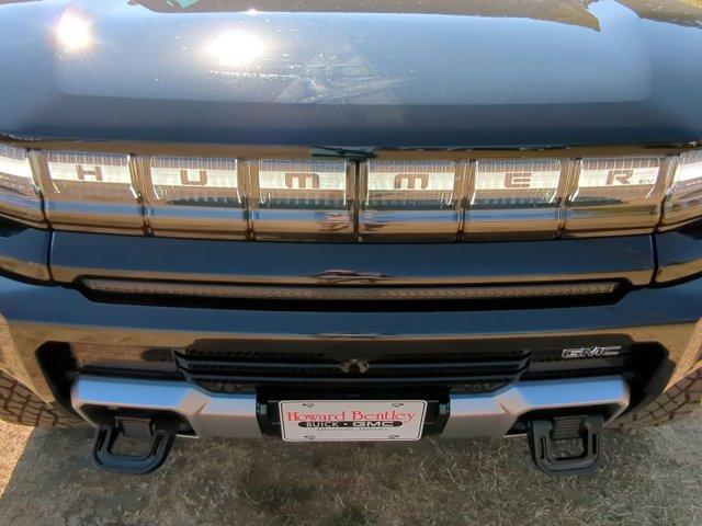 2025 GMC HUMMER EV SUV Vehicle Photo in ALBERTVILLE, AL 35950-0246