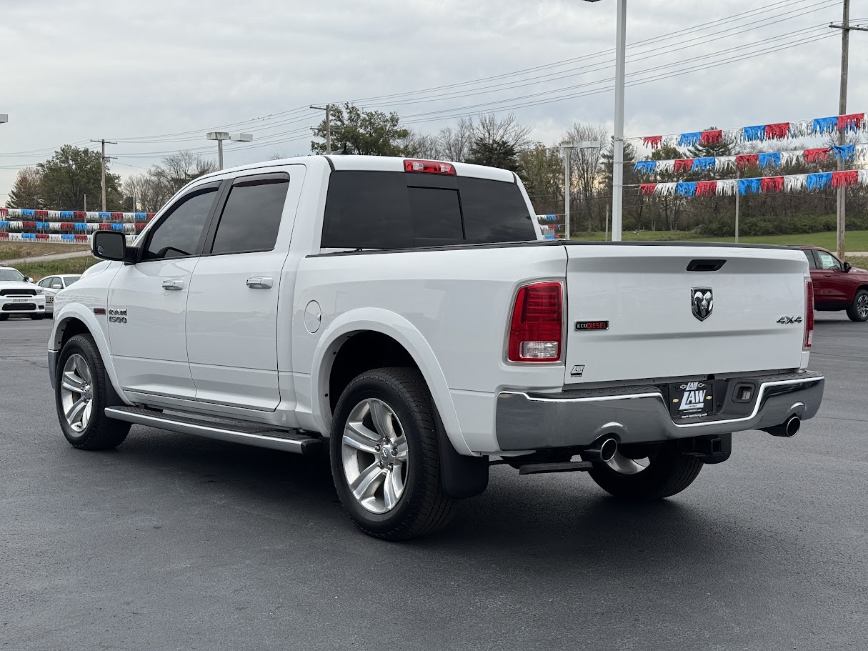 2016 Ram 1500 Vehicle Photo in BOONVILLE, IN 47601-9633