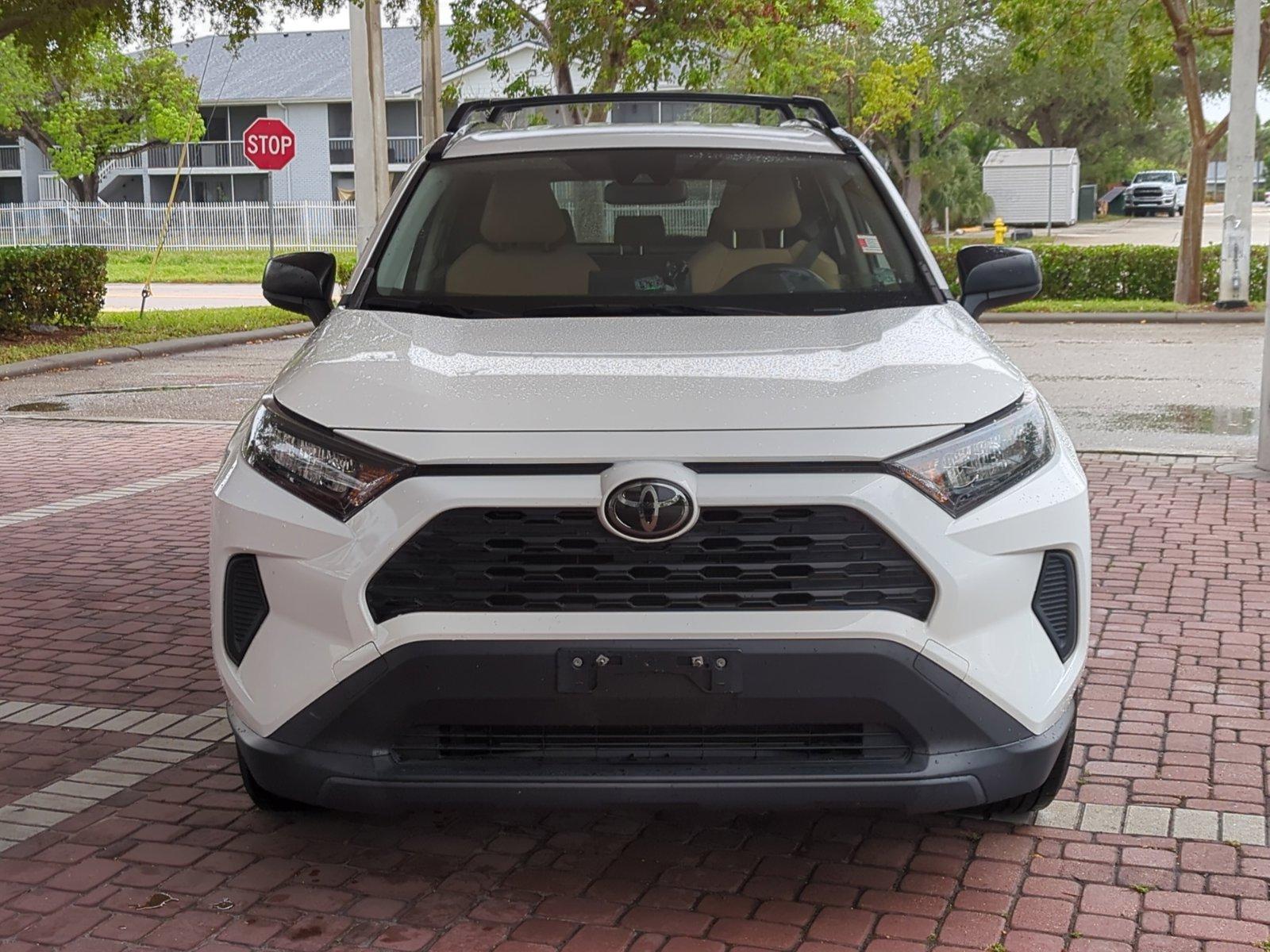 2020 Toyota RAV4 Vehicle Photo in Ft. Myers, FL 33907