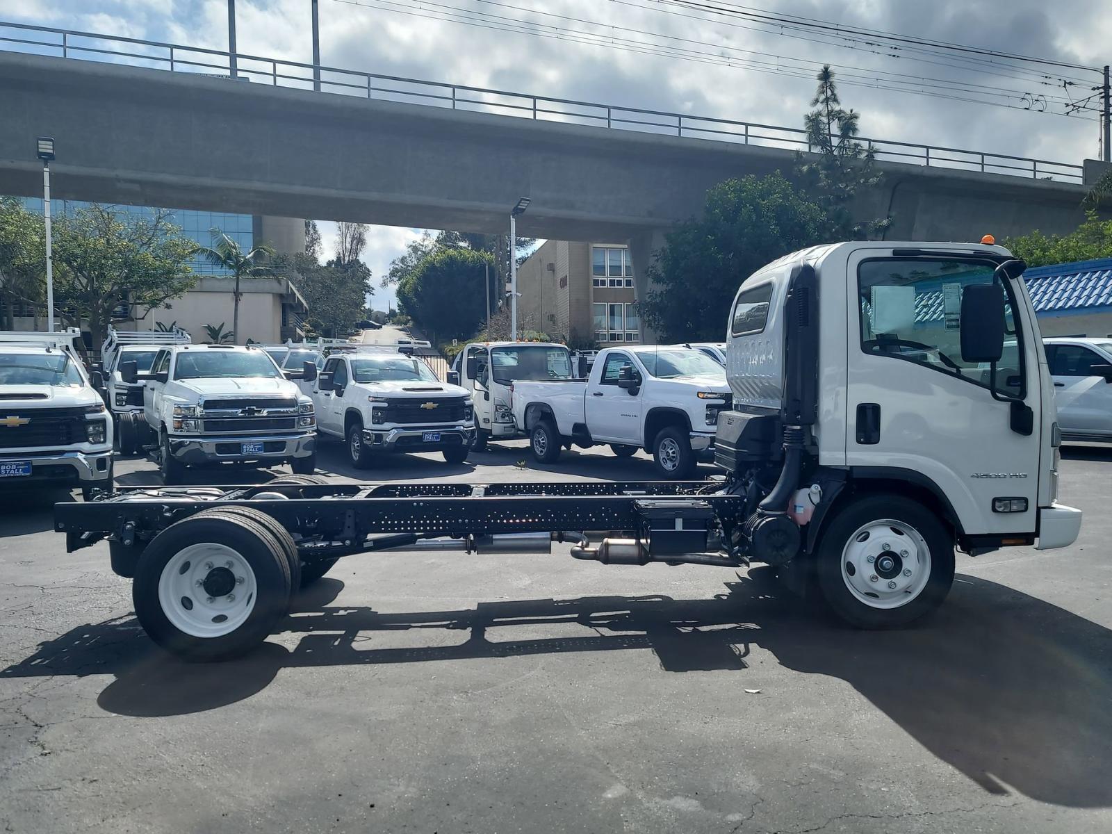 2024 Chevrolet 4500 HG LCF Gas Vehicle Photo in LA MESA, CA 91942-8211