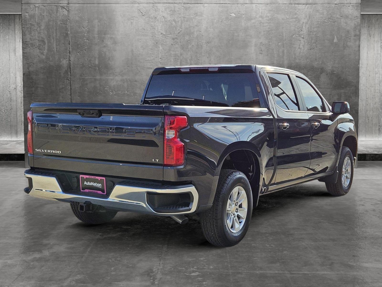 2024 Chevrolet Silverado 1500 Vehicle Photo in NORTH RICHLAND HILLS, TX 76180-7199