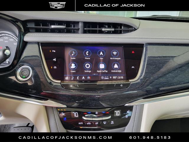 2024 Cadillac XT6 Vehicle Photo in RIDGELAND, MS 39157-4406