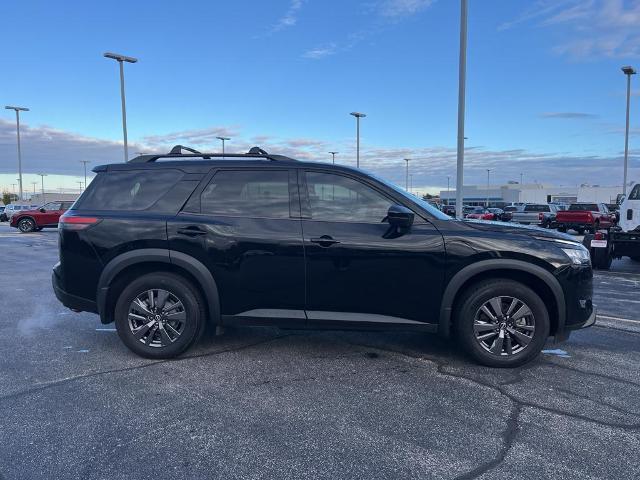 Used 2022 Nissan Pathfinder SV with VIN 5N1DR3BD2NC238782 for sale in Green Bay, WI