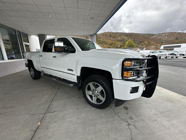 Used 2019 Chevrolet Silverado 2500HD High Country with VIN 1GC1KUEY0KF213874 for sale in Ashland, OR