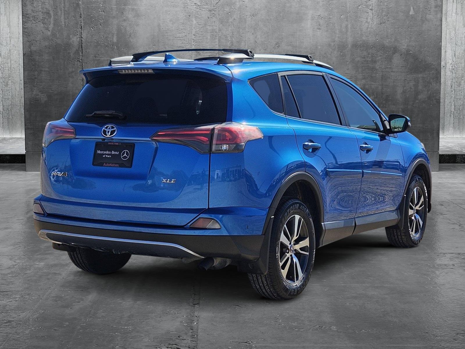 2018 Toyota RAV4 Vehicle Photo in Waco, TX 76710