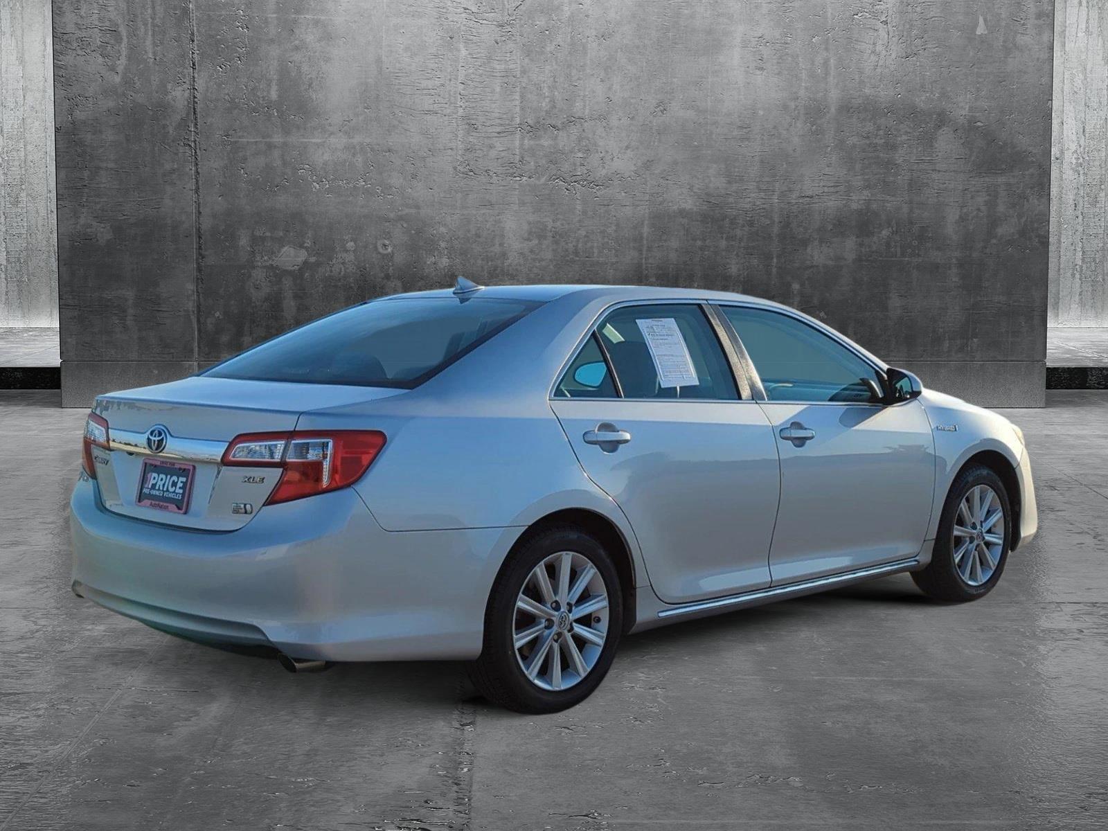 2014 Toyota Camry Hybrid Vehicle Photo in Margate, FL 33063