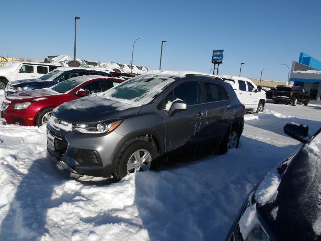 Used 2020 Chevrolet Trax LT with VIN 3GNCJPSB9LL232483 for sale in Warroad, Minnesota