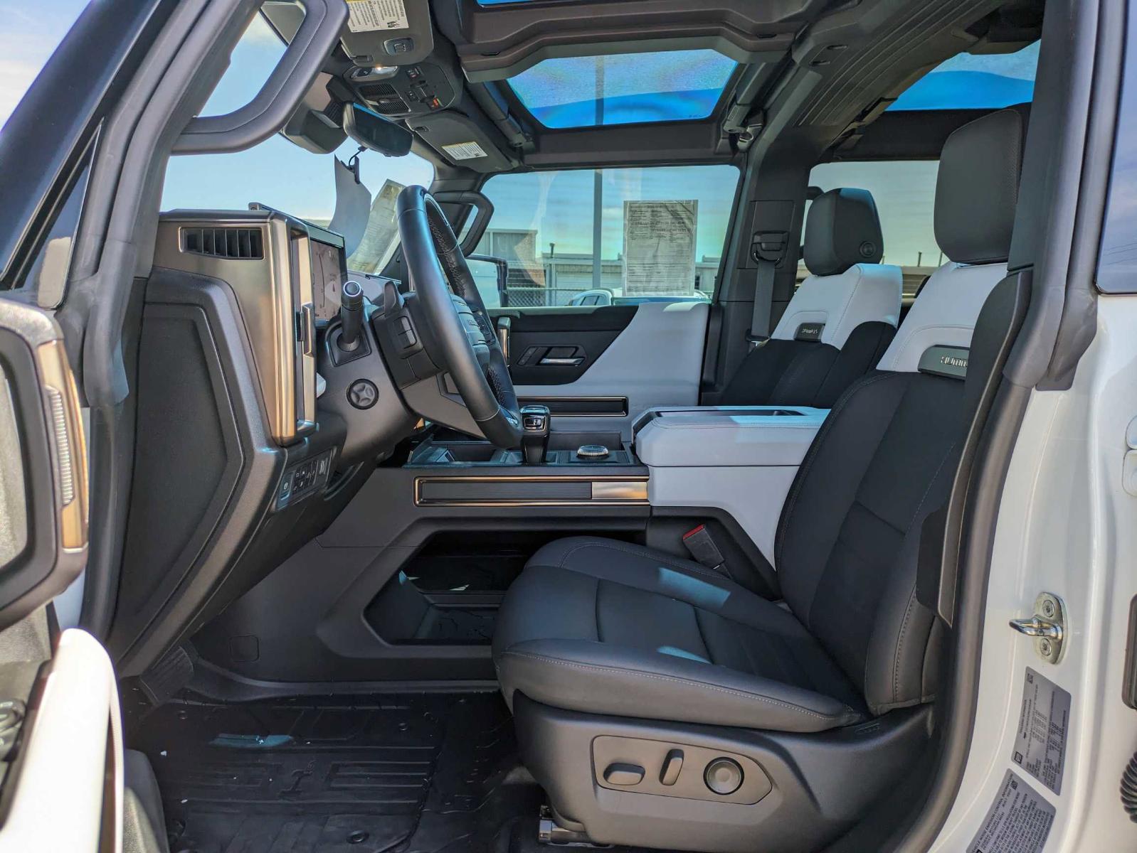 2022 GMC HUMMER EV Vehicle Photo in Seguin, TX 78155