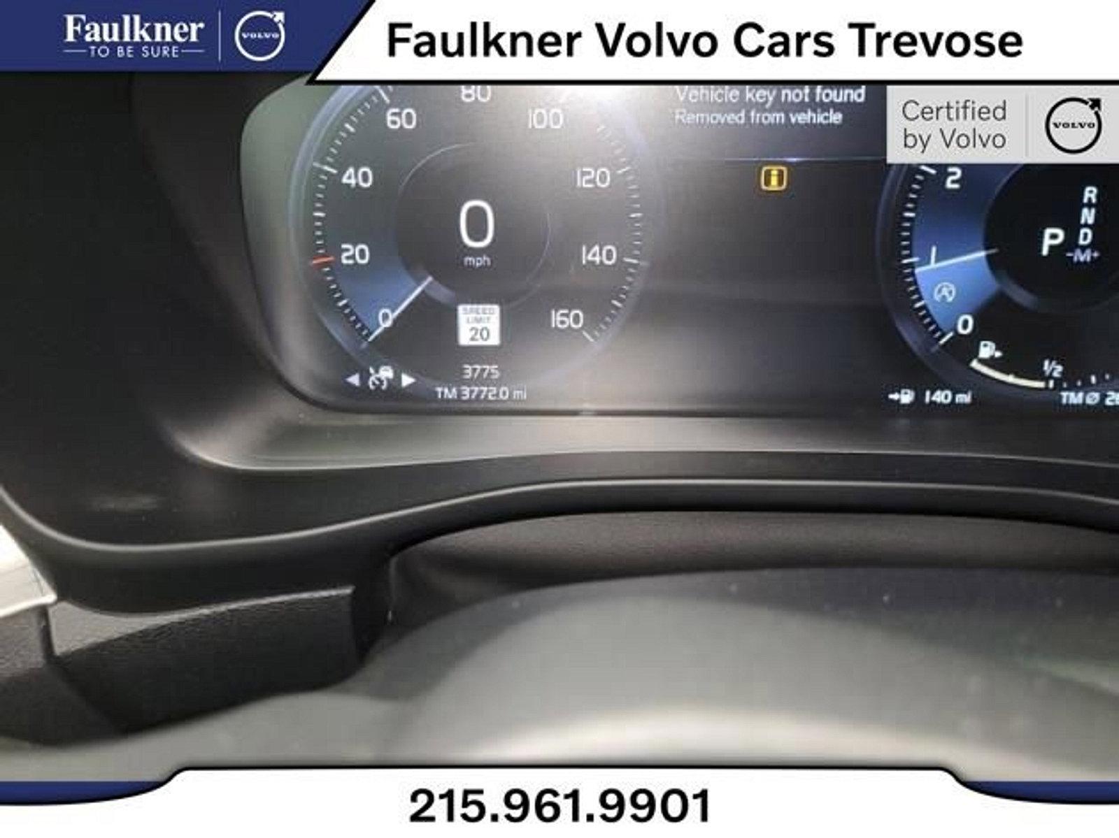 2022 Volvo XC40 Vehicle Photo in Trevose, PA 19053