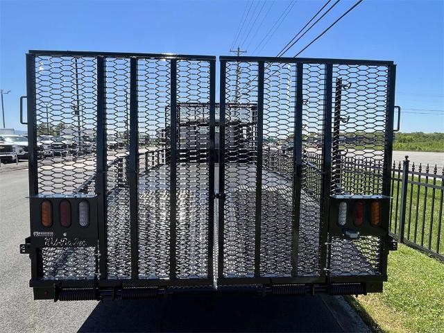 2024 Chevrolet Low Cab Forward 4500 Vehicle Photo in ALCOA, TN 37701-3235