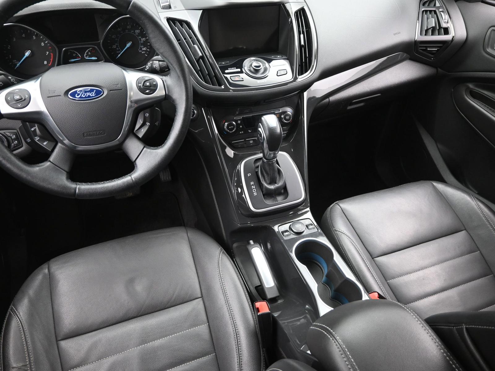 2014 Ford Escape Vehicle Photo in Cedar Rapids, IA 52402