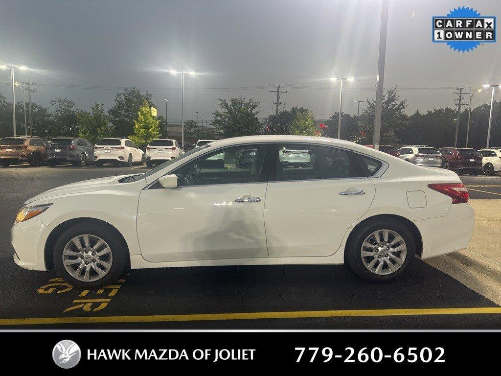 2017 Nissan Altima Vehicle Photo in Plainfield, IL 60586