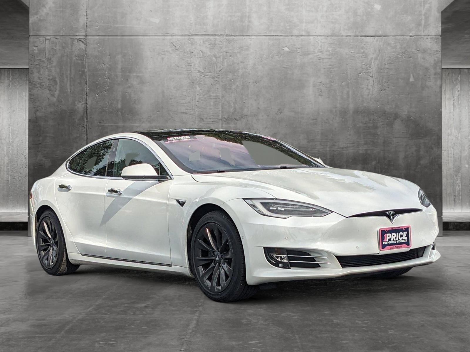 2020 Tesla Model S Vehicle Photo in GREENACRES, FL 33463-3207