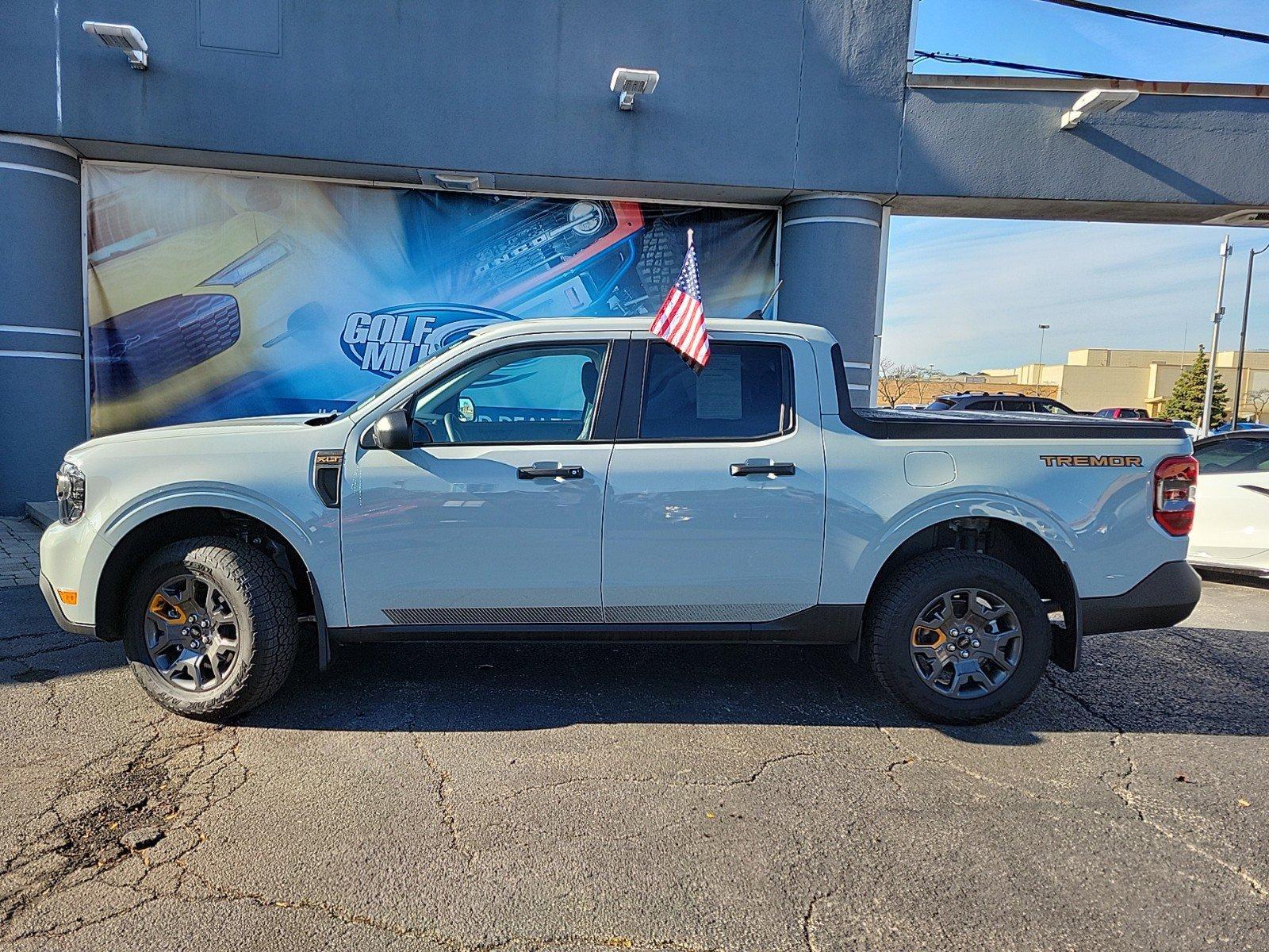 2024 Ford Maverick Vehicle Photo in Saint Charles, IL 60174