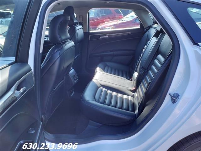 2019 Ford Fusion Vehicle Photo in Saint Charles, IL 60174