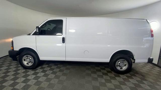 2017 Chevrolet Express Cargo Van Vehicle Photo in ALLIANCE, OH 44601-4622