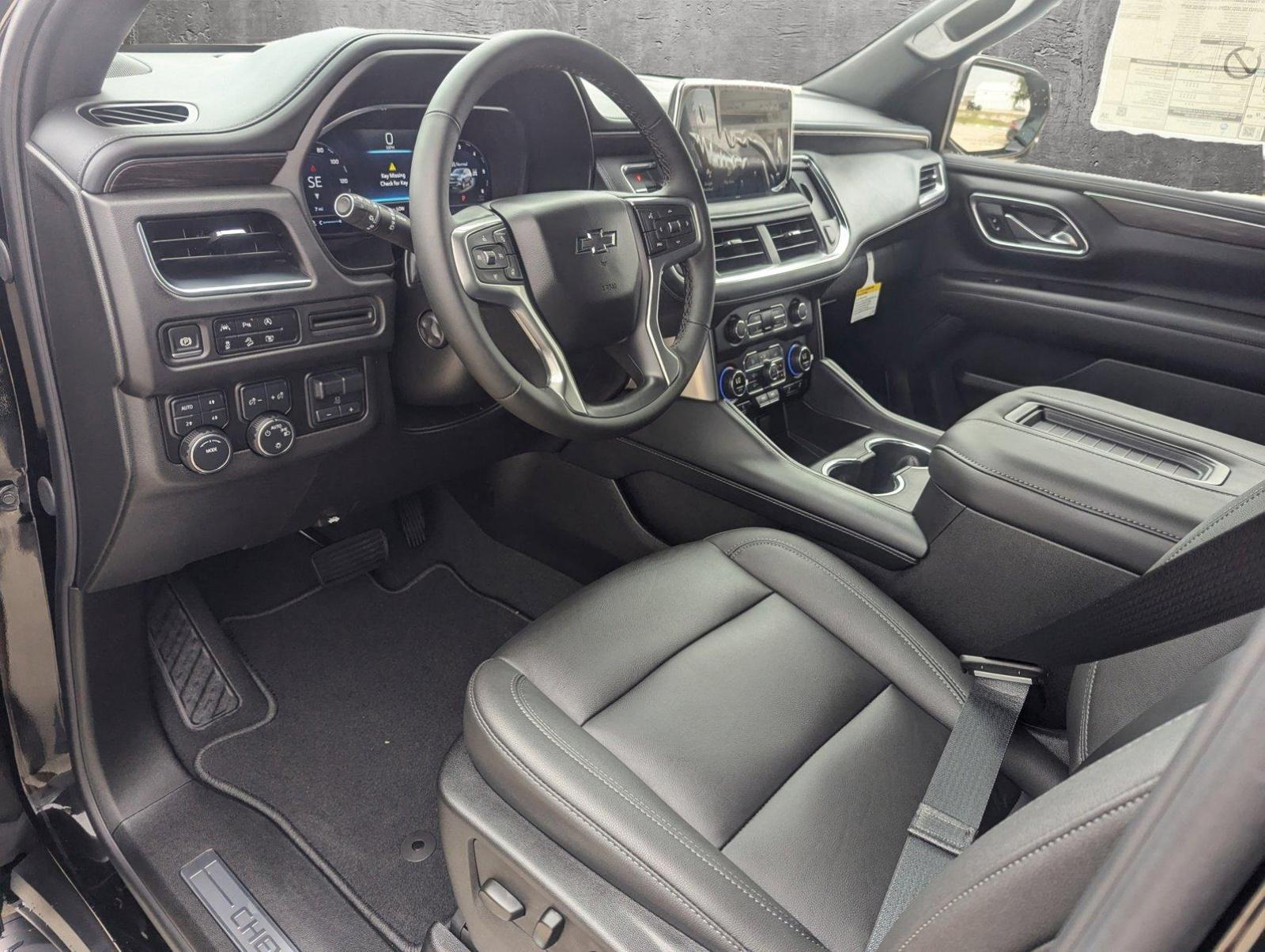 2024 Chevrolet Suburban Vehicle Photo in CORPUS CHRISTI, TX 78412-4902